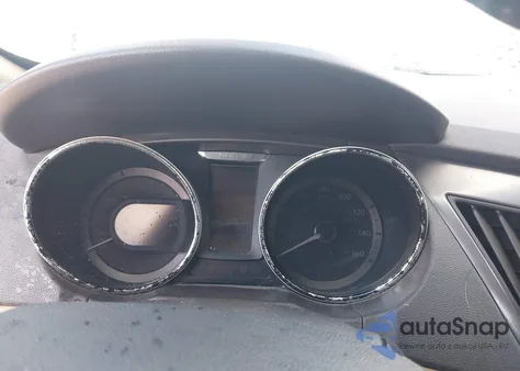 2013 Hyundai Sonata Hybrid Limited z USA, uszkodzony, nr VIN KMHEC4A4XDA079937